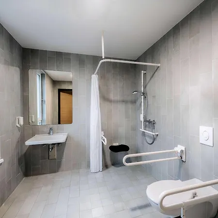 فندق Dortmund-airport 3*