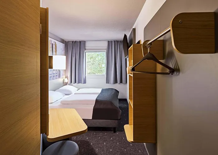 Dortmund-airport Hotel 3*